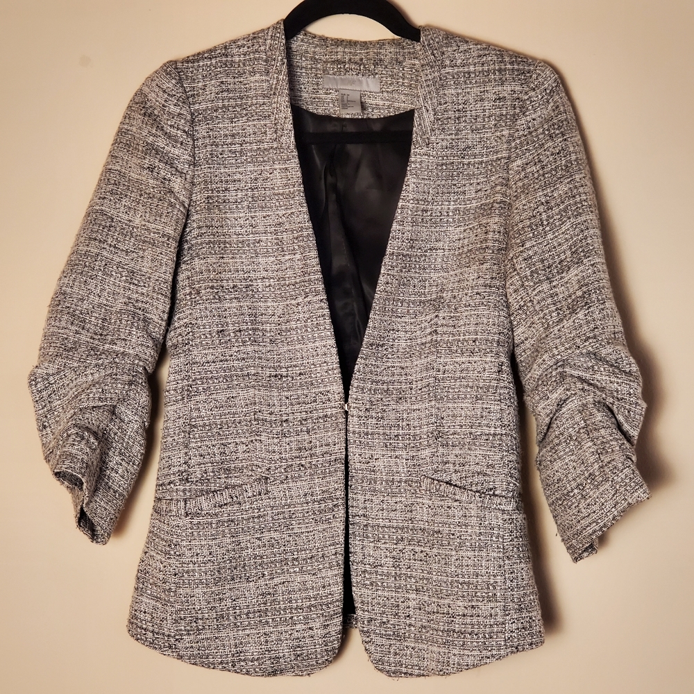 🍀 3/$35 🍀 H&M Boucle Tweed Blazer - Size 2